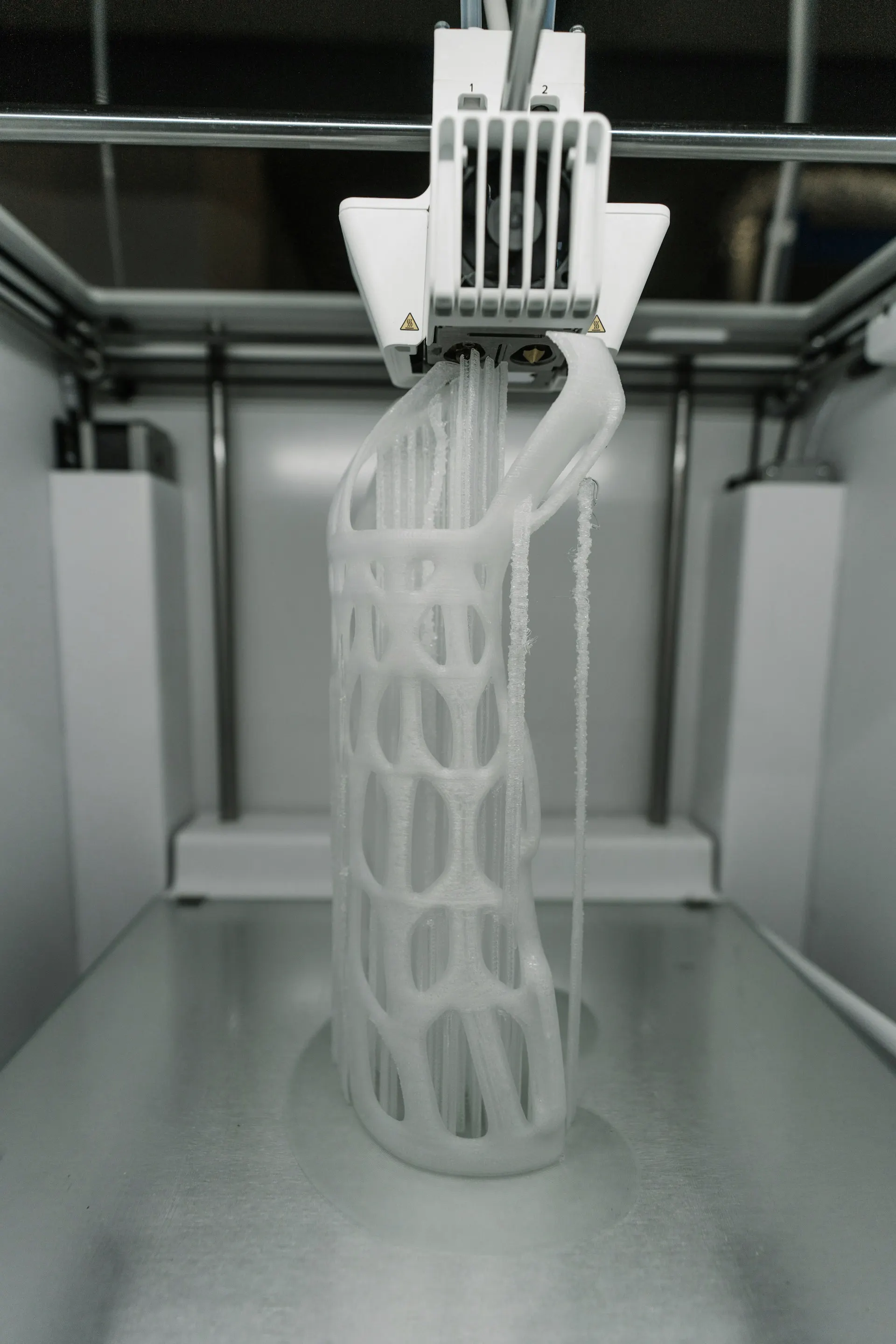 Industry context: Additive manufacturing of a lattice form.